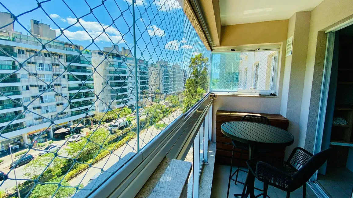 Foto 1 de Apartamento com 2 quartos à venda, 62m2 em Recreio dos Bandeirantes, Rio De Janeiro - RJ