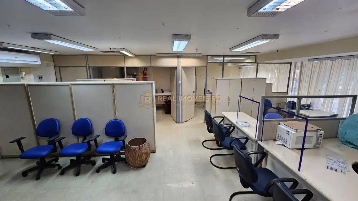 Sala Comercial para alugar, 275m2 em Centro, Rio De Janeiro - RJ - imagem 6 Foto 6 de Sala Comercial para alugar, 275m2 em Centro, Rio De Janeiro - RJ