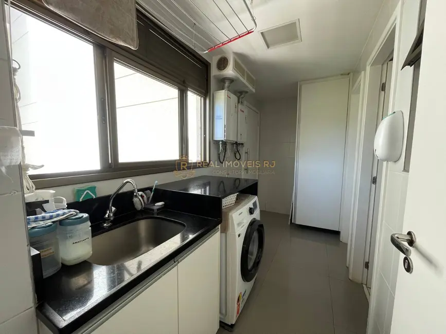 Foto 4 de Apartamento com 3 quartos à venda, 165m2 em Barra da Tijuca, Rio De Janeiro - RJ
