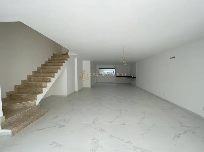 Foto 4 de Casa com 3 quartos à venda, 310m2 em Recreio dos Bandeirantes, Rio De Janeiro - RJ