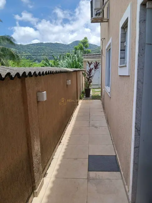 Foto 4 de Casa com 4 quartos para alugar, 250m2 em Vargem Grande, Rio De Janeiro - RJ