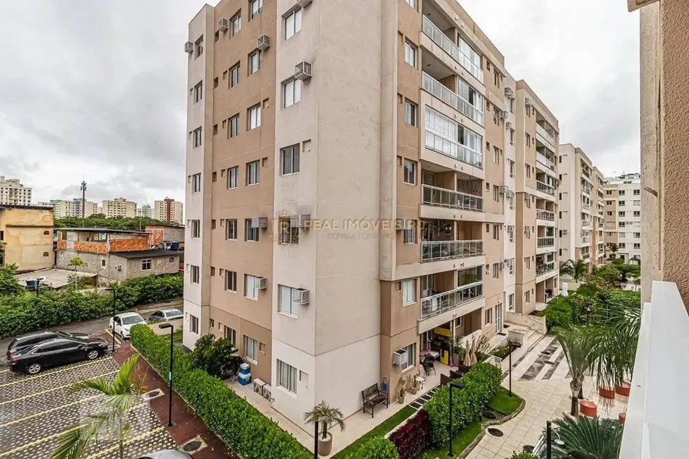 Foto 2 de Apartamento com 2 quartos à venda, 65m2 em Jacarepaguá, Rio De Janeiro - RJ