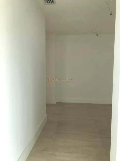 Foto 9 de Apartamento com 4 quartos à venda, 266m2 em Barra da Tijuca, Rio De Janeiro - RJ