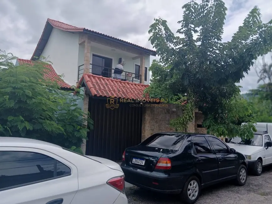 Foto 1 de Casa com 2 quartos para alugar, 200m2 em Vargem Grande, Rio De Janeiro - RJ