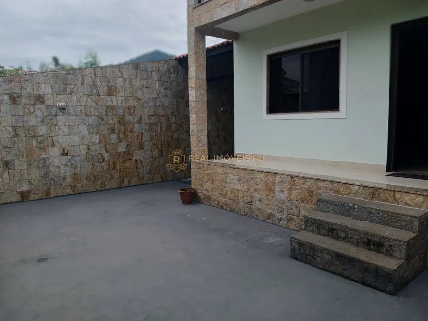 Foto 3 de Casa com 2 quartos para alugar, 200m2 em Vargem Grande, Rio De Janeiro - RJ