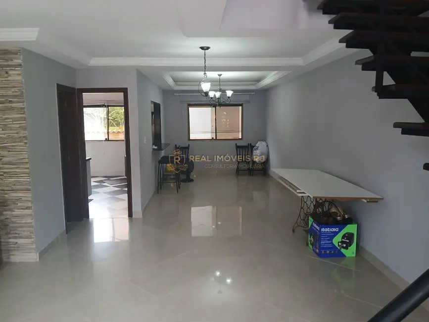 Foto 5 de Casa com 2 quartos para alugar, 200m2 em Vargem Grande, Rio De Janeiro - RJ