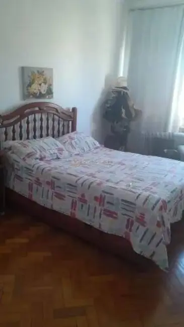 Apartamento com 3 quartos à venda, 110m2 em Copacabana, Rio De Janeiro - RJ - imagem 6 Foto 6 de Apartamento com 3 quartos à venda, 110m2 em Copacabana, Rio De Janeiro - RJ