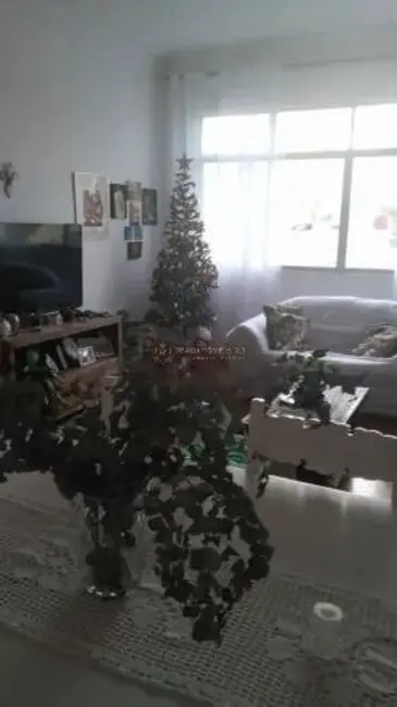 Apartamento com 3 quartos à venda, 110m2 em Copacabana, Rio De Janeiro - RJ - imagem 2 Foto 2 de Apartamento com 3 quartos à venda, 110m2 em Copacabana, Rio De Janeiro - RJ