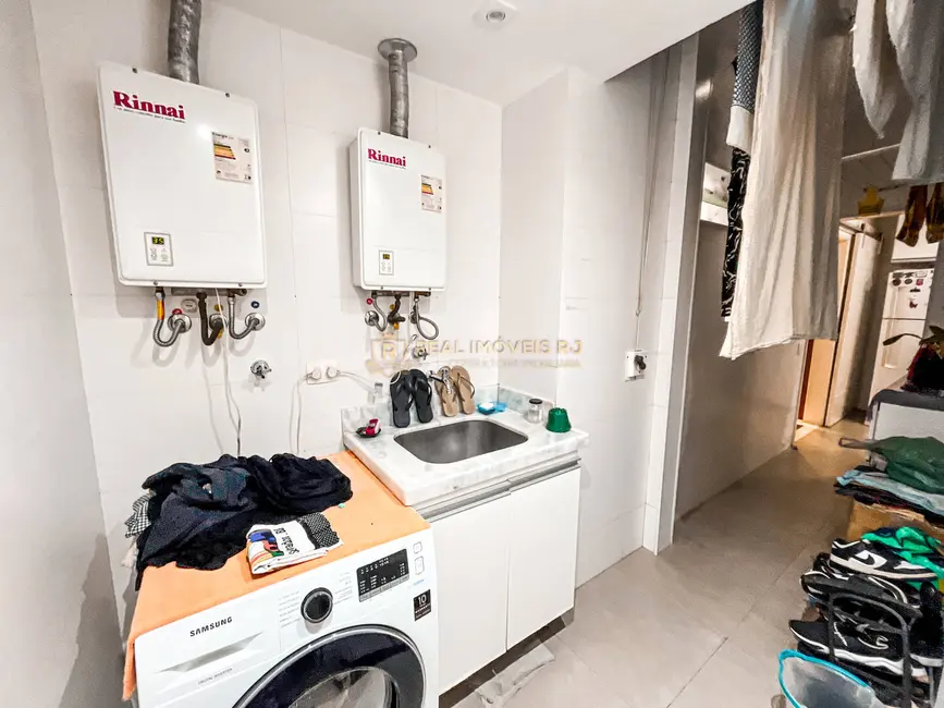 Apartamento com 2 quartos à venda, 136m2 em Copacabana, Rio De Janeiro - RJ - imagem 4 Foto 4 de Apartamento com 2 quartos à venda, 136m2 em Copacabana, Rio De Janeiro - RJ