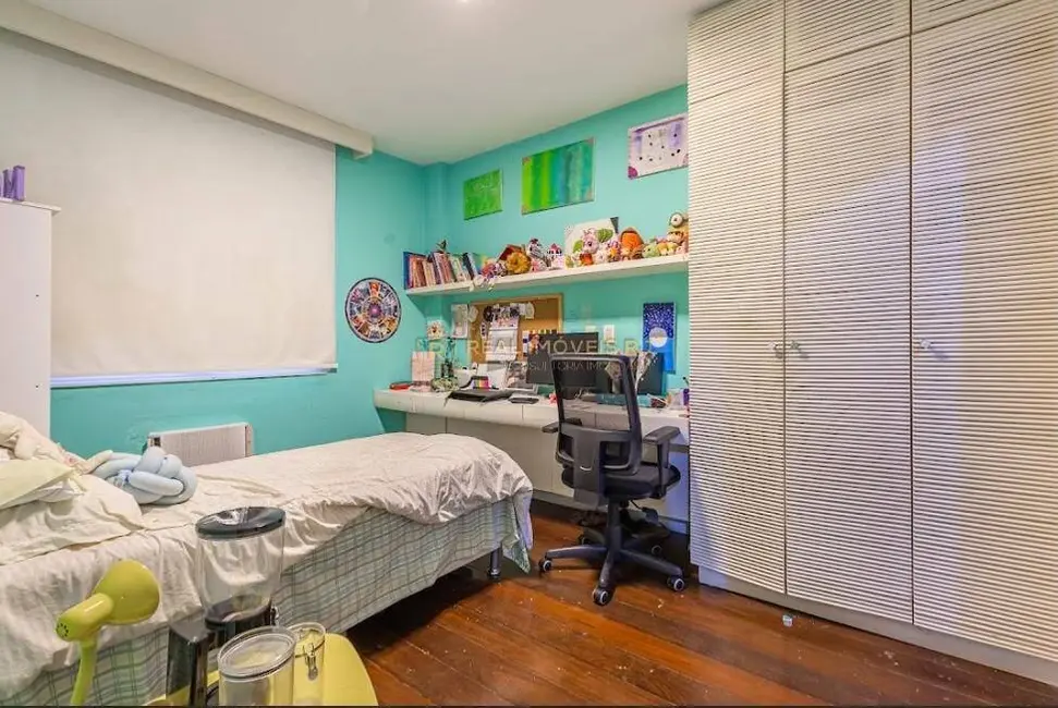 Apartamento com 2 quartos à venda, 121m2 em Lagoa, Rio De Janeiro - RJ - imagem 5 Foto 5 de Apartamento com 2 quartos à venda, 121m2 em Lagoa, Rio De Janeiro - RJ