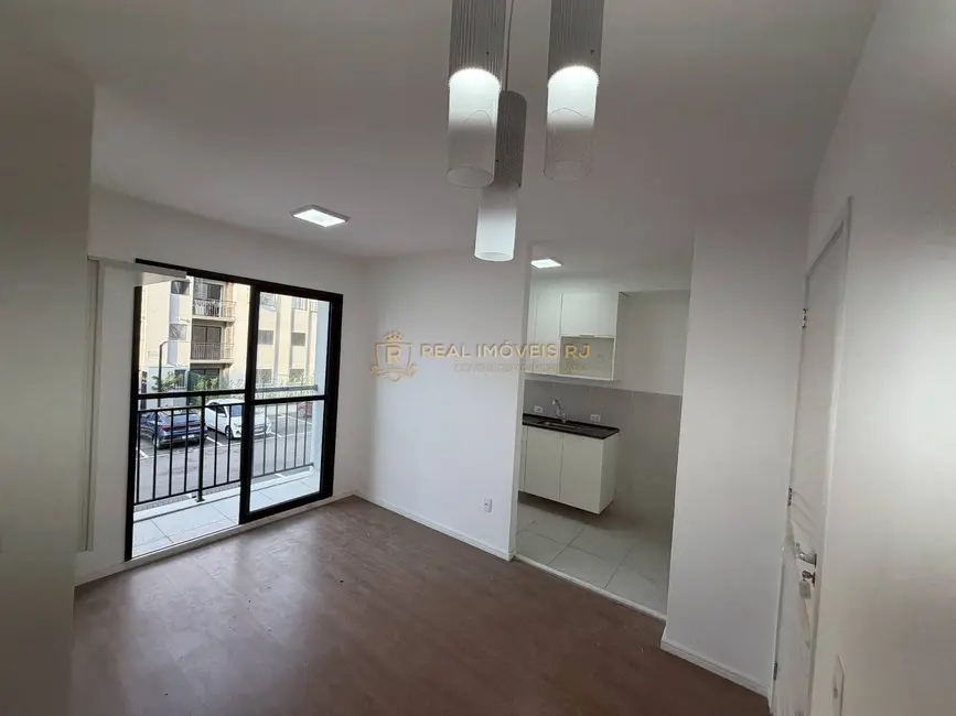 Foto 4 de Apartamento com 2 quartos à venda, 45m2 em Rio De Janeiro - RJ