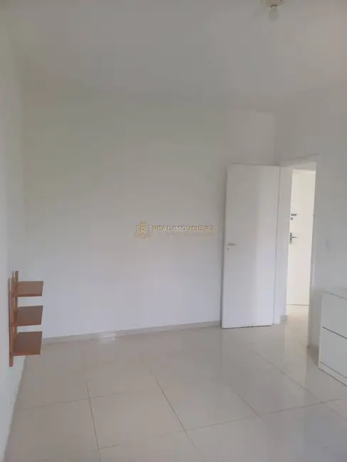 Apartamento com 1 quarto para alugar, 50m2 em Freguesia (Jacarepaguá), Rio De Janeiro - RJ - imagem 6 Foto 6 de Apartamento com 1 quarto para alugar, 50m2 em Freguesia (Jacarepaguá), Rio De Janeiro - RJ