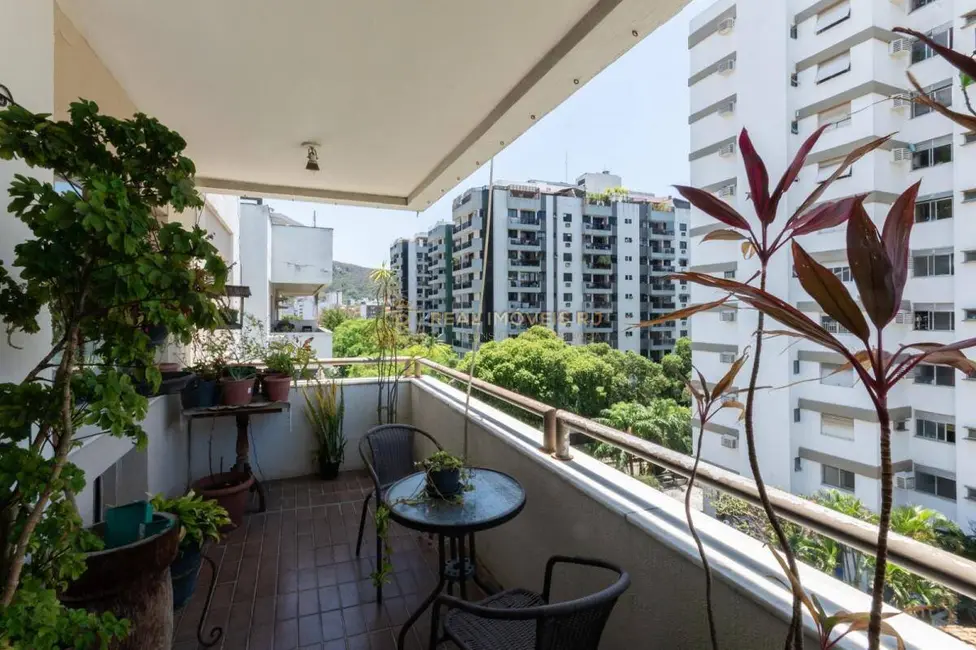 Foto 4 de Apartamento com 3 quartos à venda, 210m2 em Grajaú, Rio De Janeiro - RJ