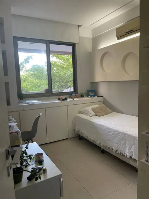 Apartamento com 3 quartos à venda, 160m2 em Barra da Tijuca, Rio De Janeiro - RJ - imagem 9 Foto 9 de Apartamento com 3 quartos à venda, 160m2 em Barra da Tijuca, Rio De Janeiro - RJ