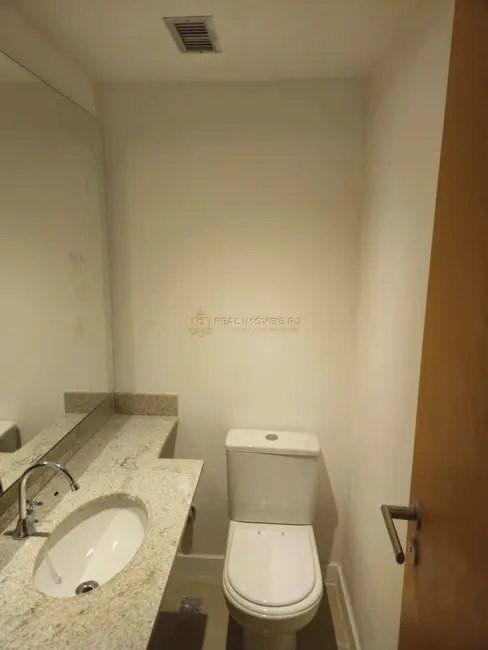 Foto 7 de Sala Comercial à venda, 25m2 em Recreio dos Bandeirantes, Rio De Janeiro - RJ