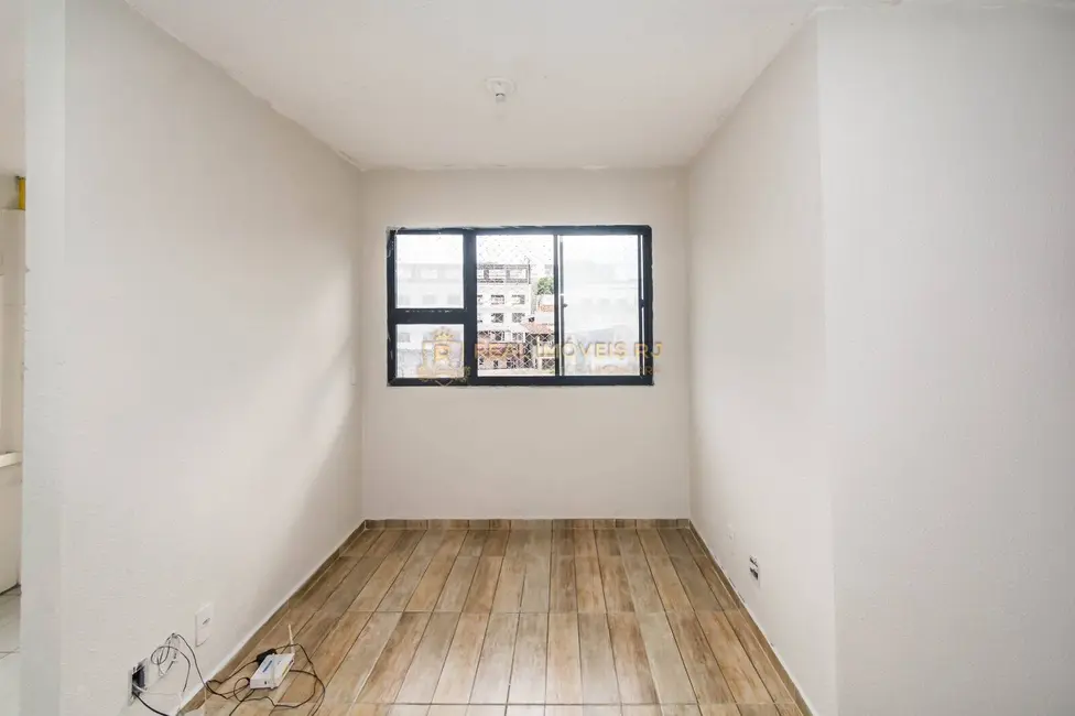 Foto 3 de Apartamento com 2 quartos à venda, 45m2 em Madureira, Rio De Janeiro - RJ