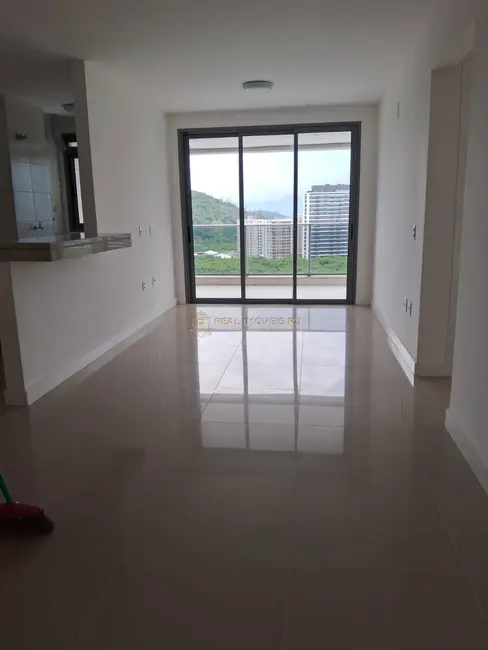 Apartamento com 2 quartos à venda, 90m2 em Barra da Tijuca, Rio De Janeiro - RJ - imagem 1 Foto 1 de Apartamento com 2 quartos à venda, 90m2 em Barra da Tijuca, Rio De Janeiro - RJ