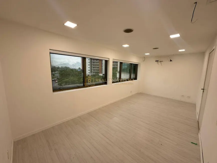 Foto 5 de Sala Comercial para alugar, 140m2 em Barra da Tijuca, Rio De Janeiro - RJ