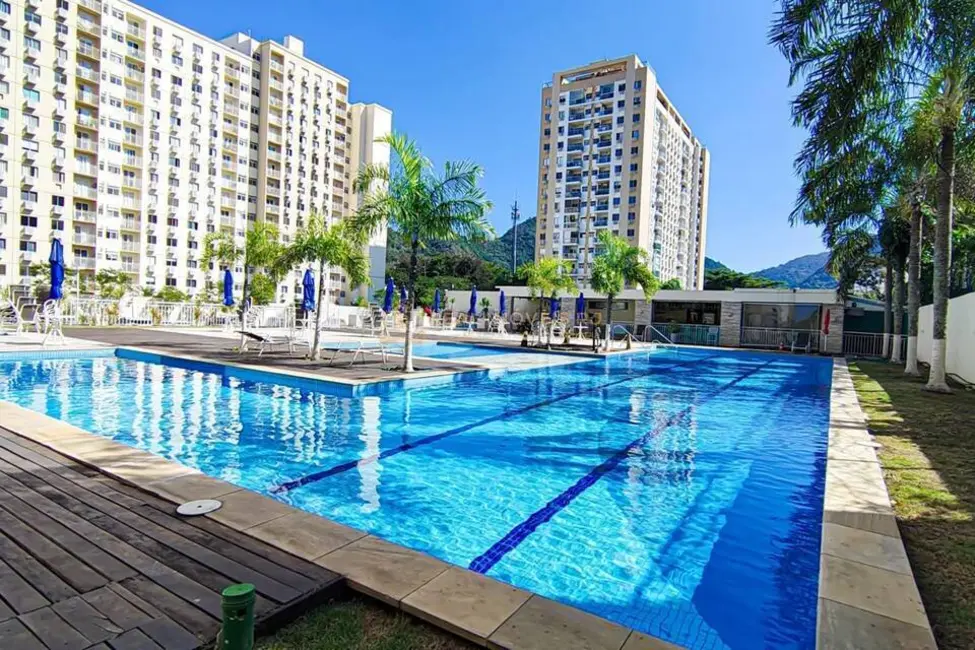 Foto 2 de Apartamento com 2 quartos à venda, 60m2 em Jacarepaguá, Rio De Janeiro - RJ