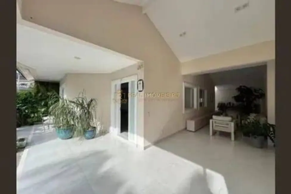 Foto 4 de Casa com 5 quartos à venda, 220m2 em Vargem Pequena, Rio De Janeiro - RJ