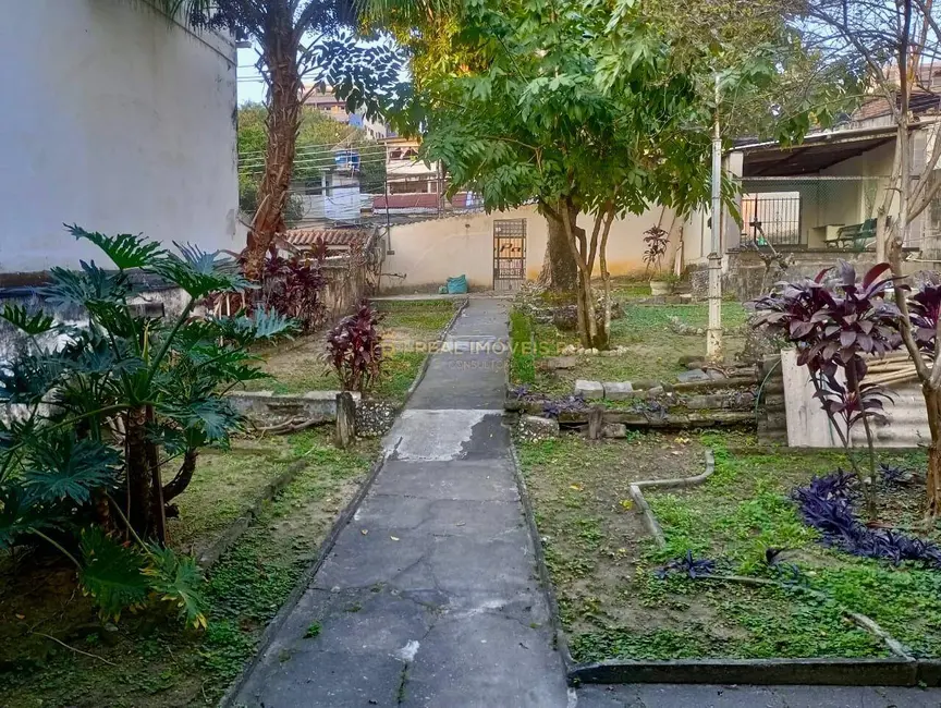 Terreno / Lote à venda, 900m2 em Jacarepaguá, Rio De Janeiro - RJ - imagem 2 Foto 2 de Terreno / Lote à venda, 900m2 em Jacarepaguá, Rio De Janeiro - RJ