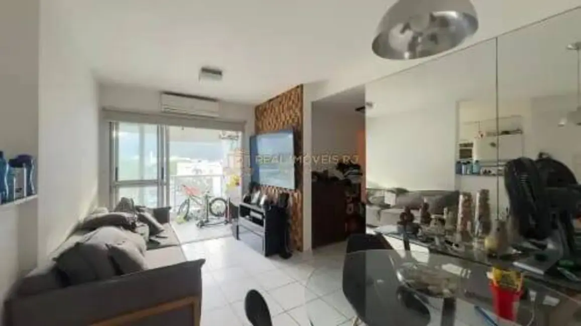 Foto 3 de Apartamento com 3 quartos à venda, 67m2 em Jacarepaguá, Rio De Janeiro - RJ
