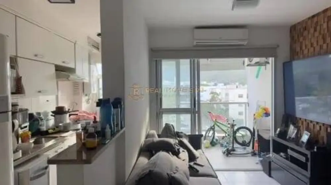 Foto 2 de Apartamento com 3 quartos à venda, 67m2 em Jacarepaguá, Rio De Janeiro - RJ