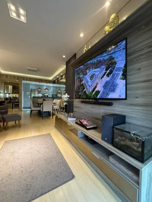 Apartamento com 4 quartos à venda, 110m2 em Rio De Janeiro - RJ - imagem 7 Foto 7 de Apartamento com 4 quartos à venda, 110m2 em Rio De Janeiro - RJ