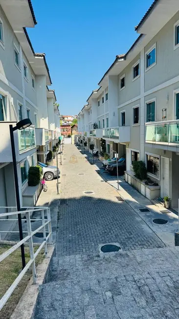 Foto 1 de Casa com 4 quartos à venda, 150m2 em Taquara, Rio De Janeiro - RJ