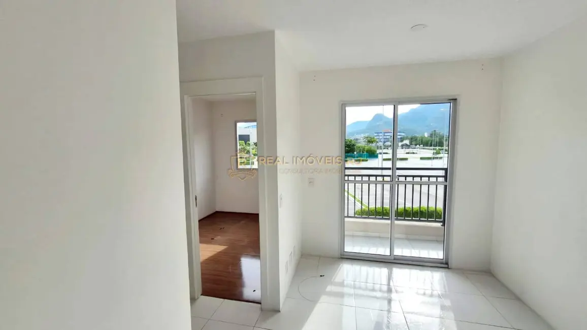 Foto 2 de Apartamento com 2 quartos à venda, 43m2 em Anil, Rio De Janeiro - RJ
