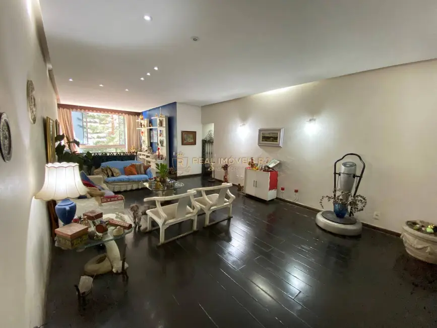 Foto 4 de Apartamento com 3 quartos à venda, 180m2 em Copacabana, Rio De Janeiro - RJ