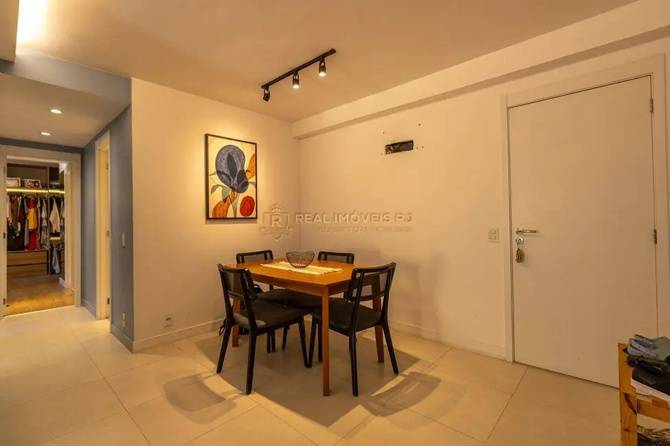 Apartamento com 3 quartos à venda, 95m2 em Maracanã, Rio De Janeiro - RJ - imagem 3 Foto 3 de Apartamento com 3 quartos à venda, 95m2 em Maracanã, Rio De Janeiro - RJ