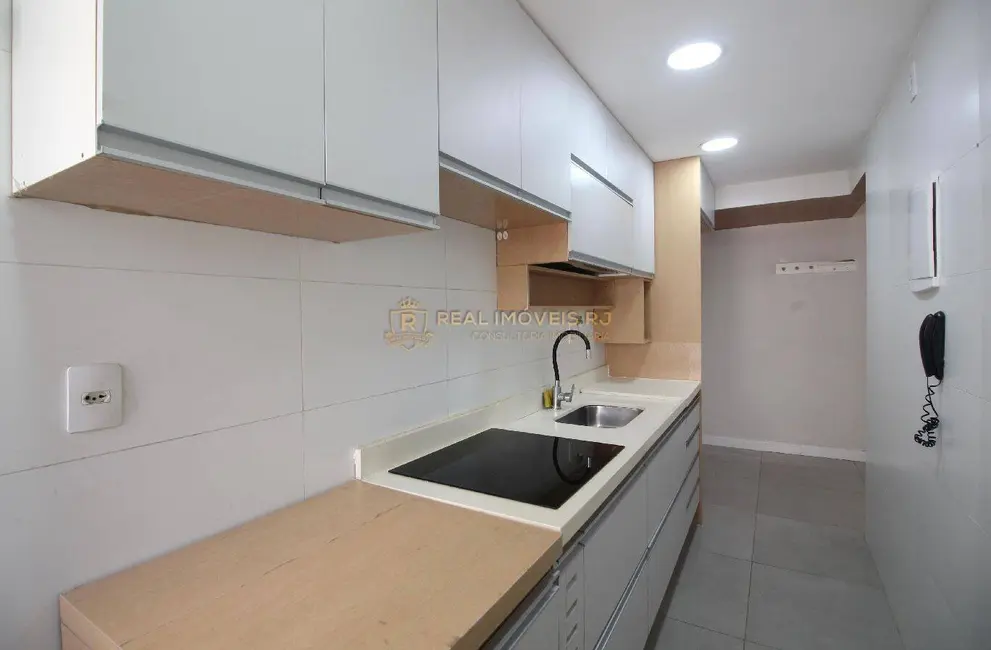 Foto 4 de Apartamento com 3 quartos à venda, 83m2 em Rio De Janeiro - RJ