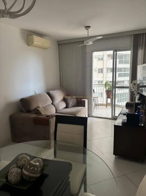 Apartamento com 2 quartos à venda, 70m2 em Recreio dos Bandeirantes, Rio De Janeiro - RJ - imagem 2 Foto 2 de Apartamento com 2 quartos à venda, 70m2 em Recreio dos Bandeirantes, Rio De Janeiro - RJ