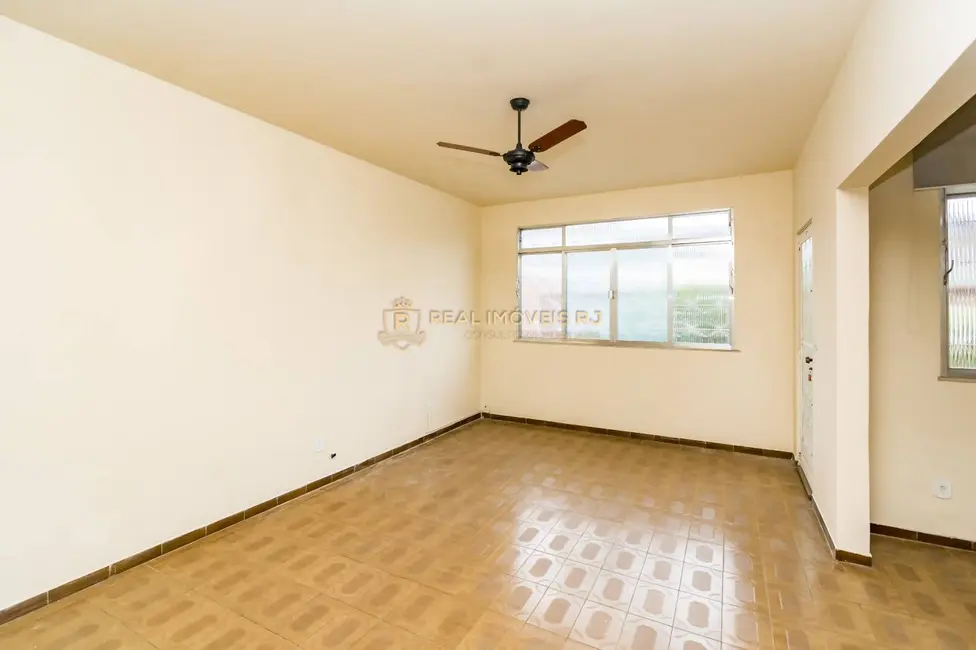 Casa com 3 quartos à venda, 230m2 em Irajá, Rio De Janeiro - RJ - imagem 3 Foto 3 de Casa com 3 quartos à venda, 230m2 em Irajá, Rio De Janeiro - RJ