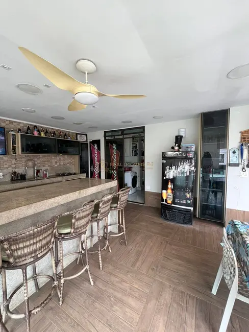 Apartamento com 3 quartos à venda, 180m2 em Recreio dos Bandeirantes, Rio De Janeiro - RJ - imagem 9 Foto 9 de Apartamento com 3 quartos à venda, 180m2 em Recreio dos Bandeirantes, Rio De Janeiro - RJ