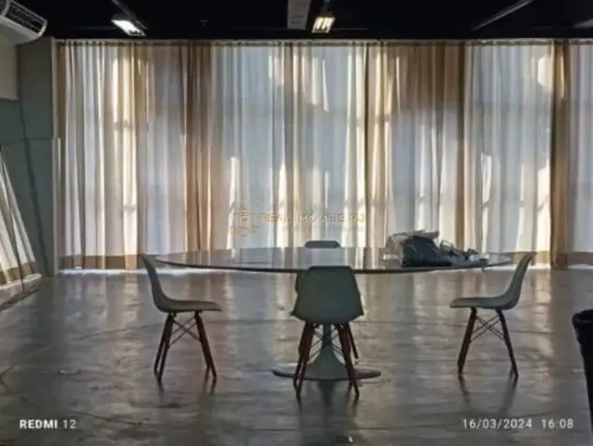 Foto 2 de Sala Comercial à venda, 166m2 em Copacabana, Rio De Janeiro - RJ