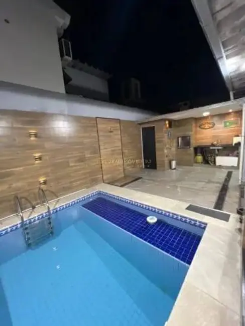 Foto 1 de Casa com 2 quartos à venda, 266m2 em Padre Miguel, Rio De Janeiro - RJ