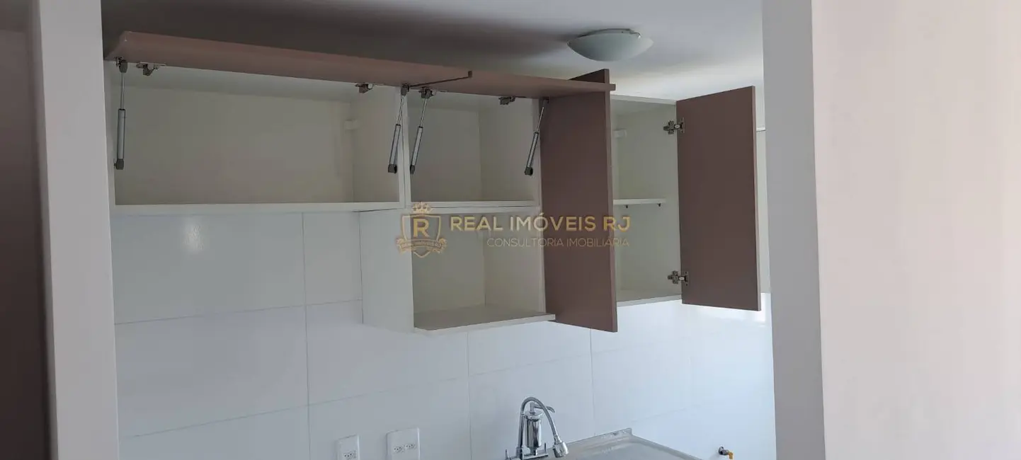 Foto 4 de Apartamento com 2 quartos à venda, 47m2 em Todos os Santos, Rio De Janeiro - RJ