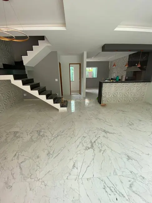 Foto 3 de Casa com 3 quartos à venda, 183m2 em Jardim Sulacap, Rio De Janeiro - RJ