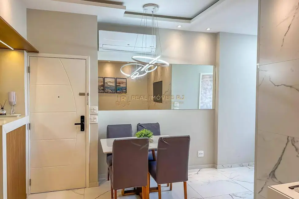 Apartamento com 2 quartos à venda, 50m2 em Centro, Rio De Janeiro - RJ - imagem 7 Foto 7 de Apartamento com 2 quartos à venda, 50m2 em Centro, Rio De Janeiro - RJ