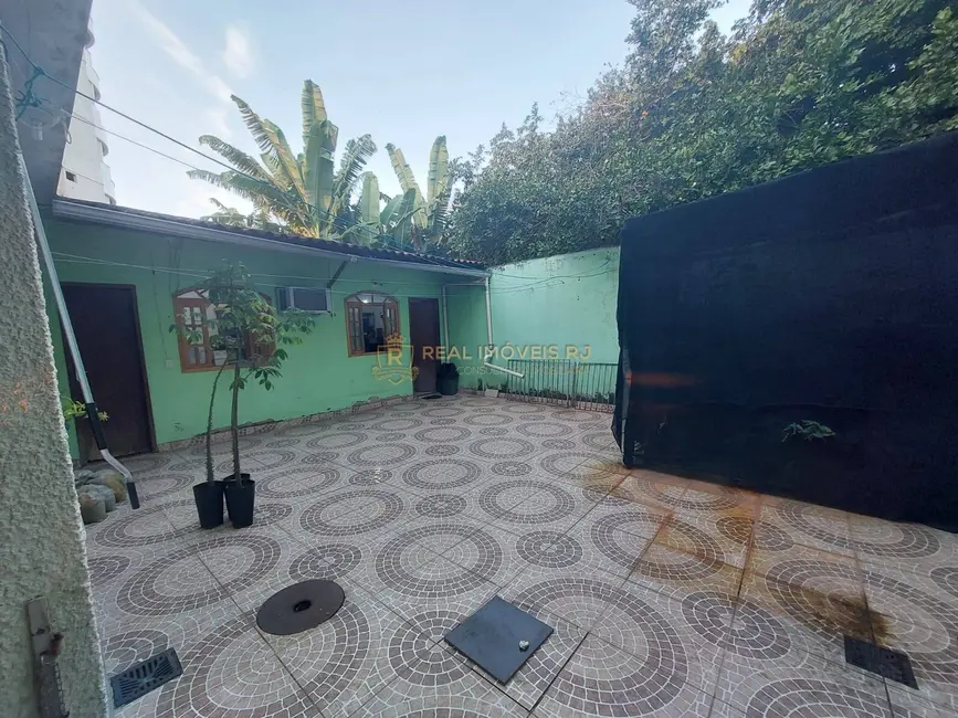 Casa com 3 quartos à venda, 226m2 em Praça Seca, Rio De Janeiro - RJ - imagem 2 Foto 2 de Casa com 3 quartos à venda, 226m2 em Praça Seca, Rio De Janeiro - RJ