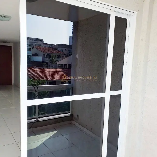 Foto 2 de Apartamento com 2 quartos à venda, 60m2 em Curicica, Rio De Janeiro - RJ