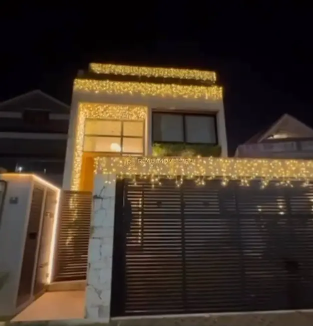 Foto 2 de Casa com 4 quartos à venda, 400m2 em Recreio dos Bandeirantes, Rio De Janeiro - RJ
