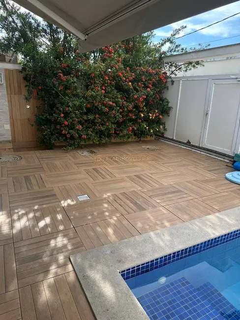Casa com 4 quartos à venda, 190m2 em Recreio dos Bandeirantes, Rio De Janeiro - RJ - imagem 3 Foto 3 de Casa com 4 quartos à venda, 190m2 em Recreio dos Bandeirantes, Rio De Janeiro - RJ