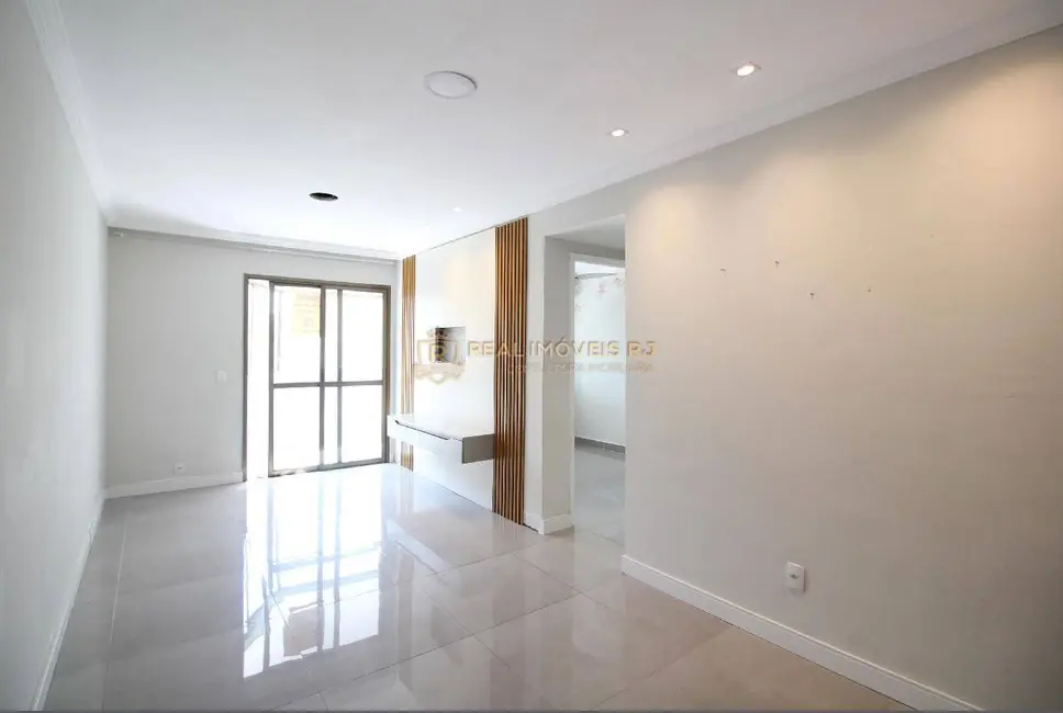 Apartamento com 3 quartos à venda, 83m2 em Rio De Janeiro - RJ - imagem 2 Foto 2 de Apartamento com 3 quartos à venda, 83m2 em Rio De Janeiro - RJ