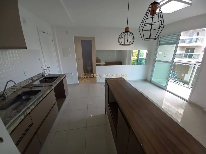 Foto 1 de Apartamento com 1 quarto para alugar, 40m2 em Taquara, Rio De Janeiro - RJ