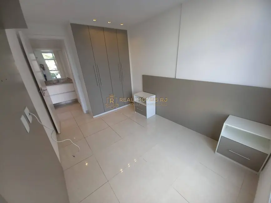 Foto 6 de Apartamento com 1 quarto para alugar, 40m2 em Taquara, Rio De Janeiro - RJ