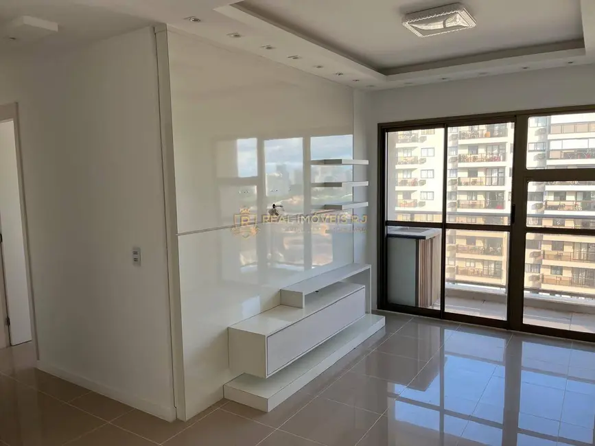 Foto 1 de Apartamento com 2 quartos à venda e para alugar, 63m2 em Rio De Janeiro - RJ