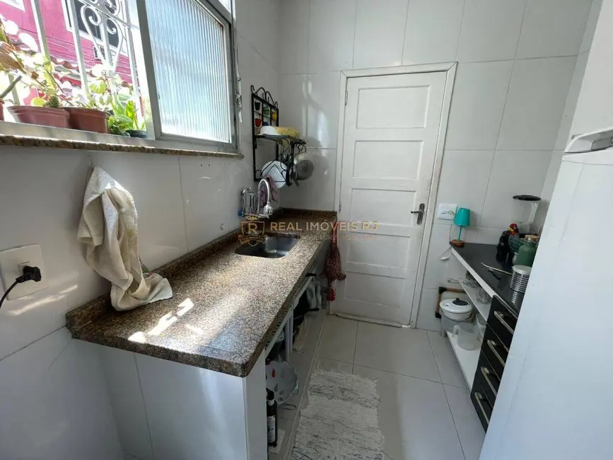 Foto 4 de Casa com 6 quartos à venda, 180m2 em Botafogo, Rio De Janeiro - RJ